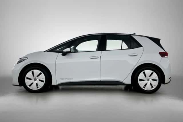 Volkswagen ID.3 (2025) thumbnail 2