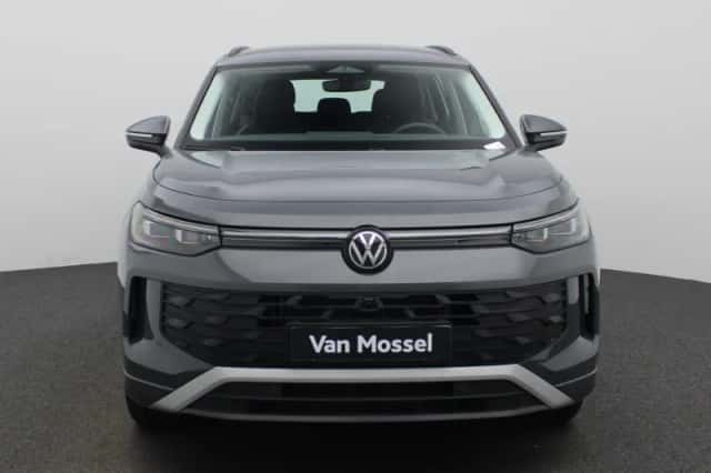Volkswagen Tayron (2025) thumbnail 3