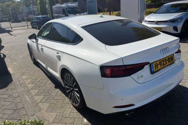 Audi A5 (2020) thumbnail 6