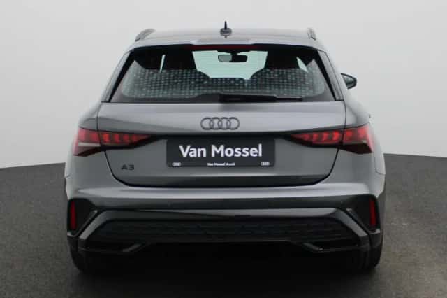 Audi A3 (2025) thumbnail 5