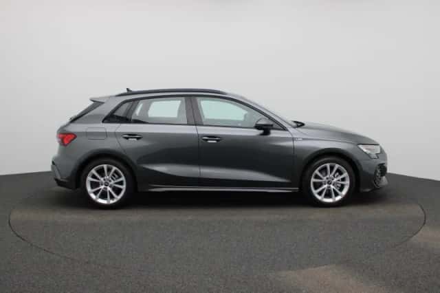 Audi A3 (2025) thumbnail 6