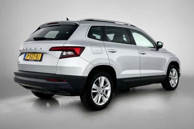 Škoda Karoq (2022) thumbnail 5