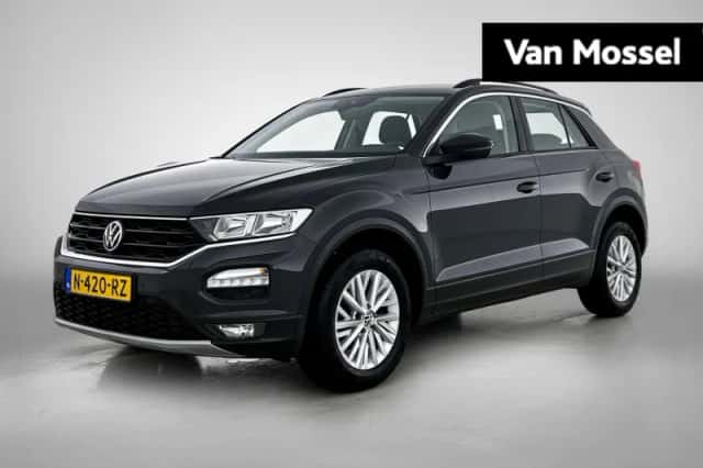 Volkswagen T-Roc (2022) thumbnail 1