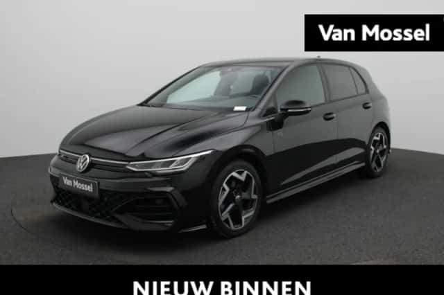 Volkswagen Golf (2025) thumbnail 1