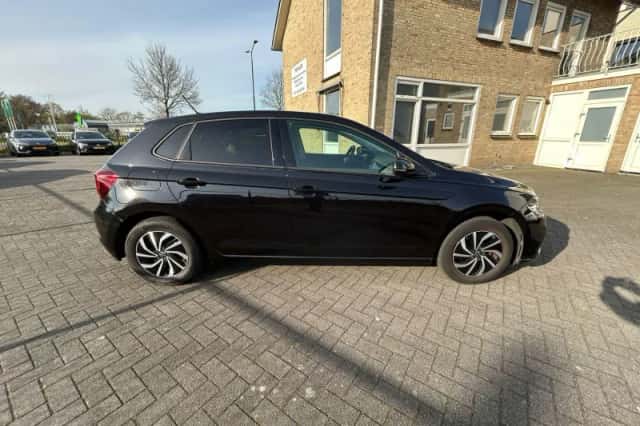 Volkswagen Polo (2023) thumbnail 6