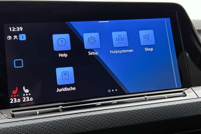 Volkswagen Golf (2021) thumbnail 11