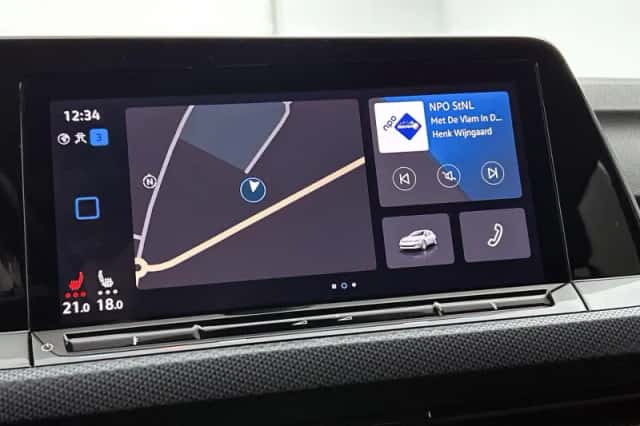 Volkswagen Golf (2021) thumbnail 38