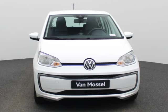 Volkswagen E-up! (2021) thumbnail 3