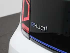 Volkswagen E-up! (2021) thumbnail 31