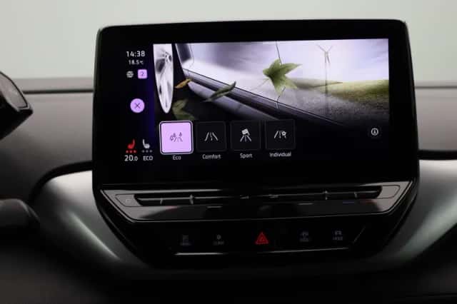 Volkswagen ID.4 (2021) thumbnail 25