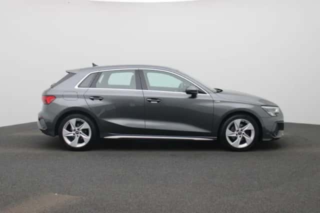 Audi A3 (2023) thumbnail 6