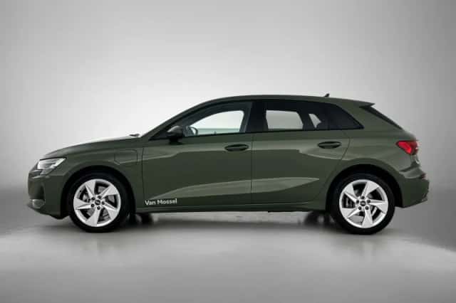Audi A3 (2025) thumbnail 2