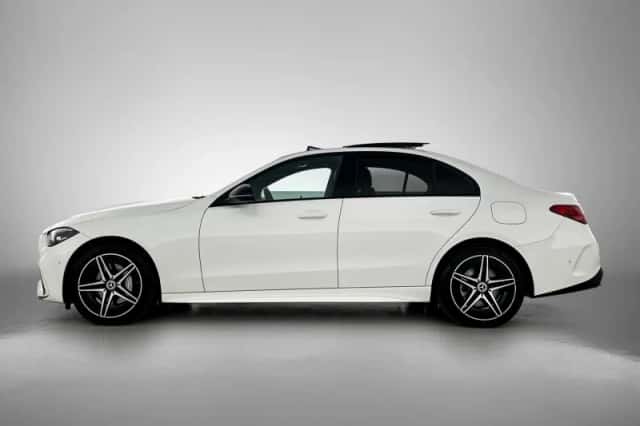 Mercedes-Benz C-Klasse (2022) thumbnail 2
