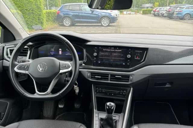 Volkswagen Polo (2023) thumbnail 4