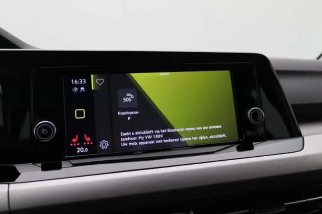 Volkswagen Golf (2021) thumbnail 22