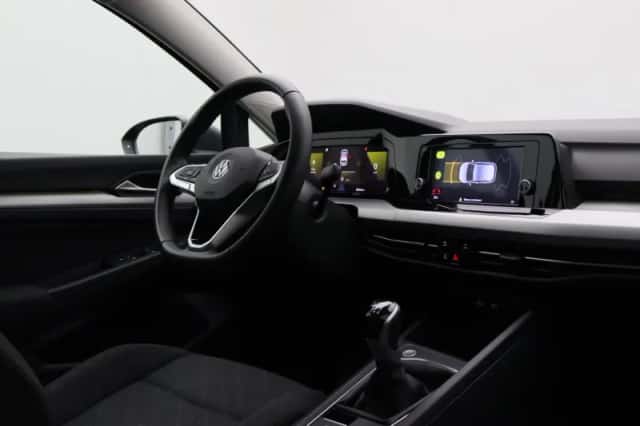 Volkswagen Golf (2021) thumbnail 28
