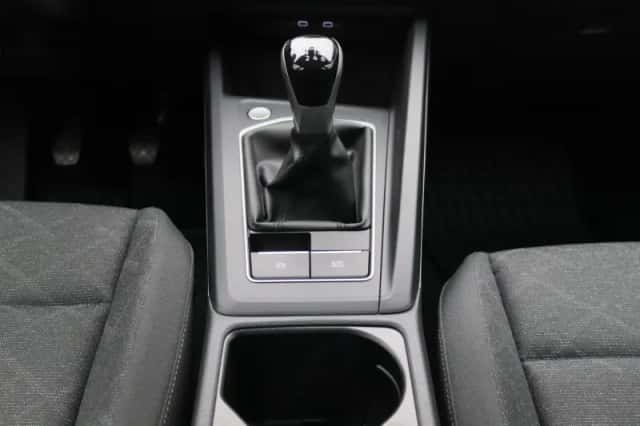 Volkswagen Golf (2021) thumbnail 9