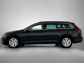 Volkswagen Passat (2020) thumbnail 2