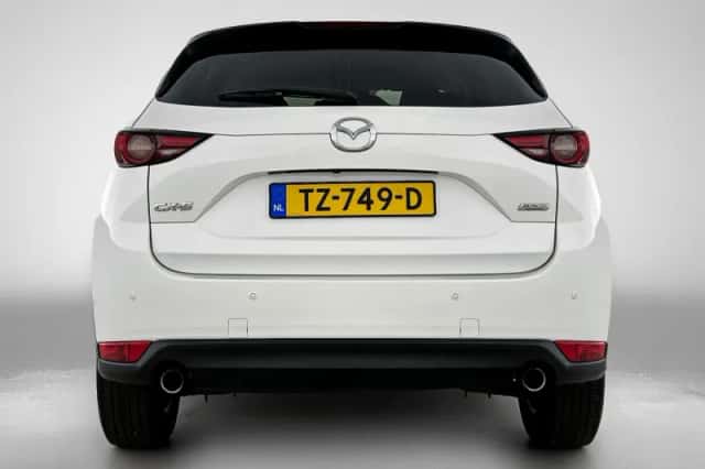 Mazda CX-5 (2018) thumbnail 3