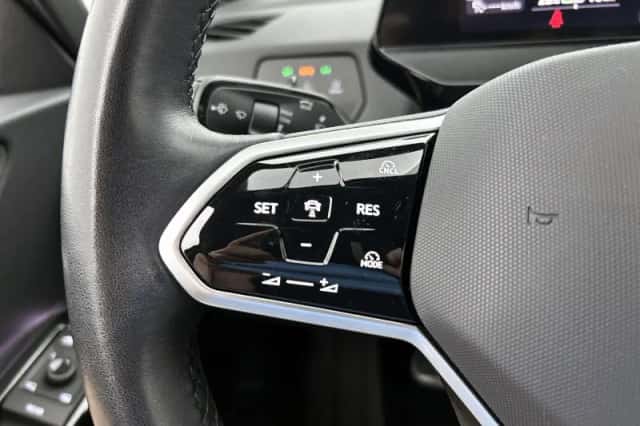 Volkswagen ID.3 (2025) thumbnail 6