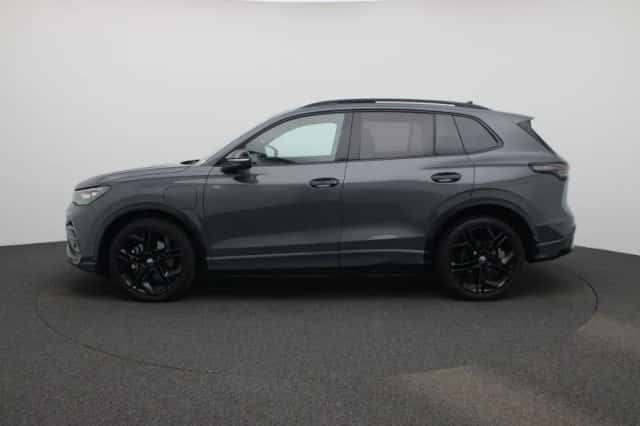 Volkswagen Tiguan (2025) thumbnail 4