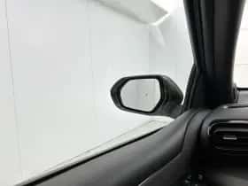 Toyota Yaris (2020) thumbnail 20
