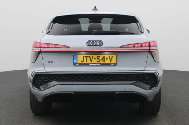 Audi Q3 (2026) thumbnail 5