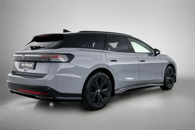 Volkswagen ID.7 (2026) thumbnail 4