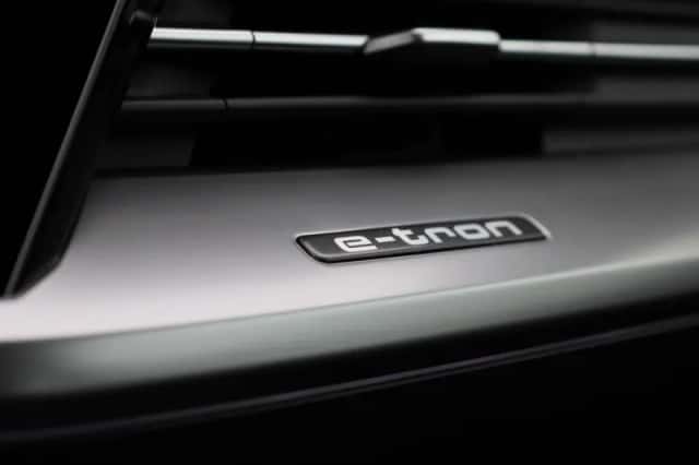 Audi Q4 e-tron (2025) thumbnail 27