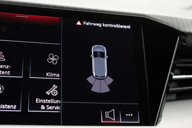 Audi Q4 e-tron (2025) thumbnail 31