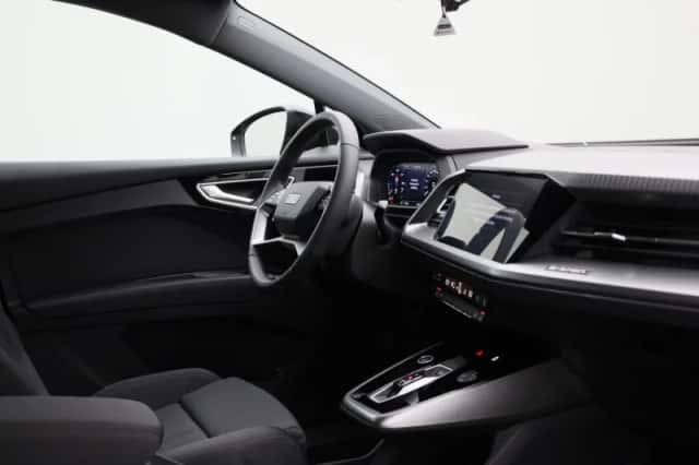 Audi Q4 e-tron (2025) thumbnail 34