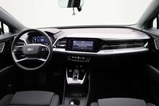 Audi Q4 e-tron (2025) thumbnail 37
