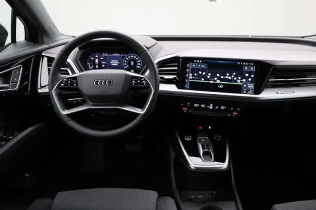 Audi Q4 e-tron (2025) thumbnail 7