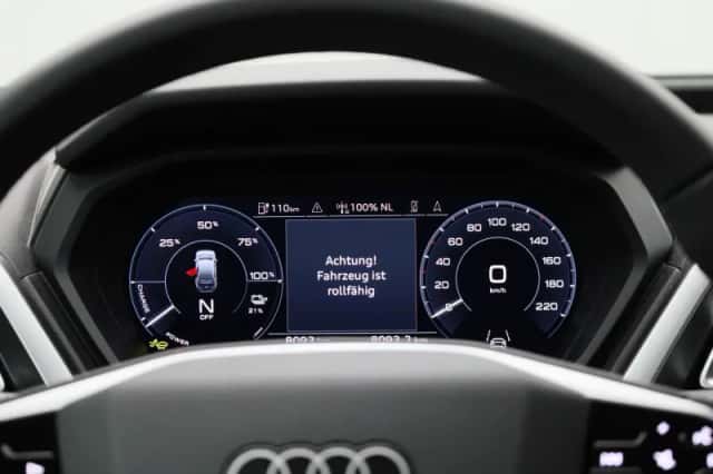 Audi Q4 e-tron (2025) thumbnail 8