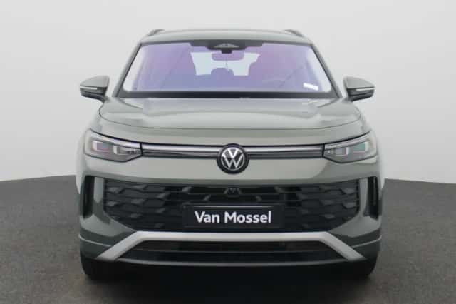 Volkswagen Tayron (2025) thumbnail 3