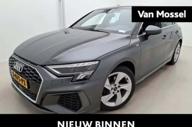 Audi A3 (2023) thumbnail 1