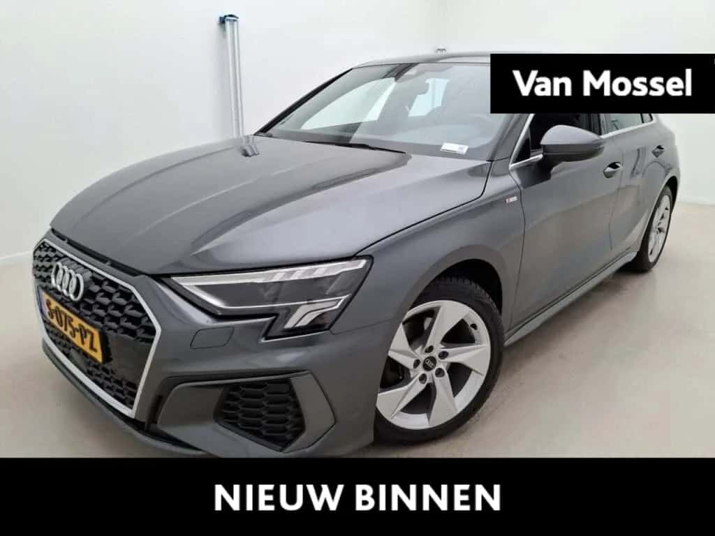 Audi A3 (2023) — foto 1