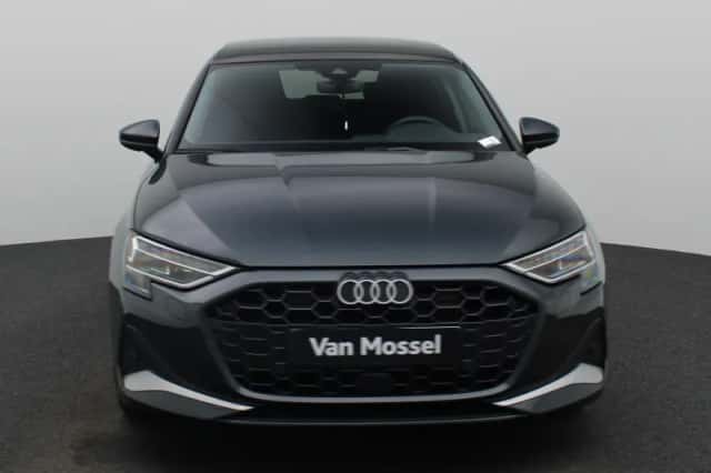 Audi A3 (2025) thumbnail 2