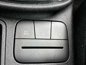 Ford Fiesta (2019) thumbnail 8