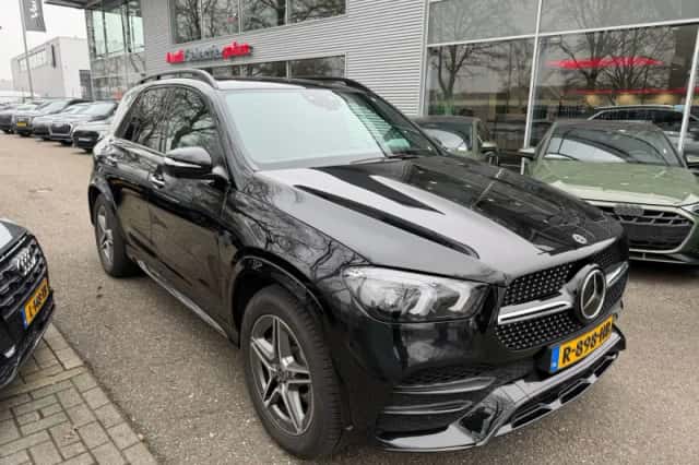 Mercedes-Benz GLE (2022) thumbnail 2