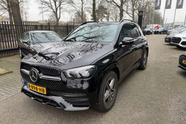 Mercedes-Benz GLE (2022) thumbnail 3