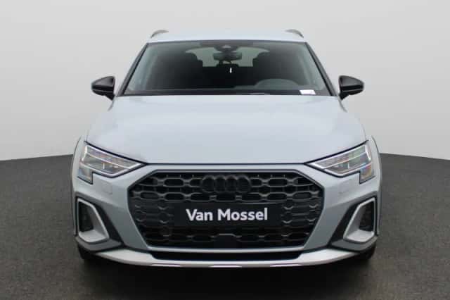 Audi A3 (2025) thumbnail 3