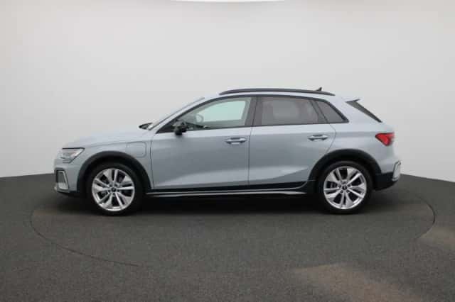 Audi A3 (2025) thumbnail 4