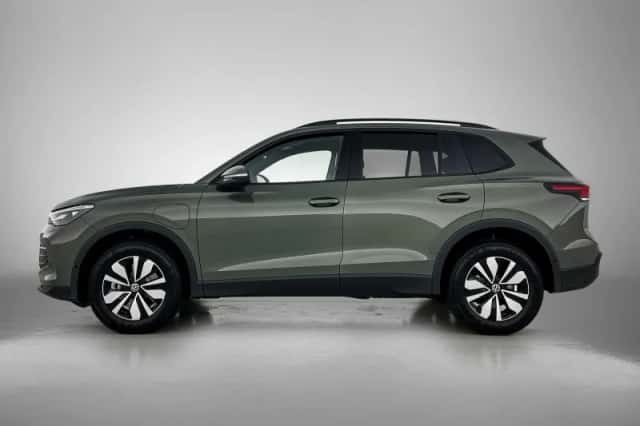 Volkswagen Tiguan (2026) thumbnail 2