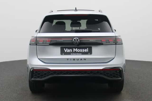 Volkswagen Tiguan (2025) thumbnail 5