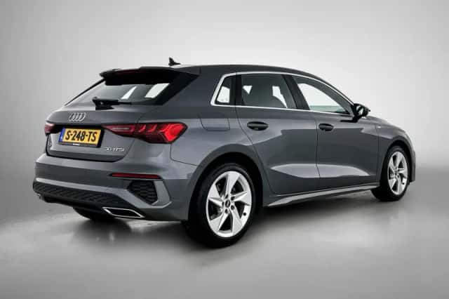 Audi A3 (2023) thumbnail 4