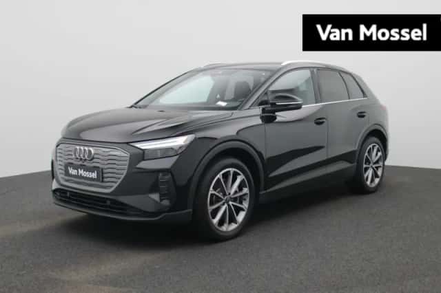 Audi Q4 e-tron (2025) thumbnail 1