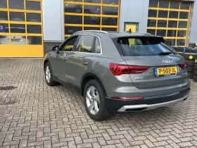 Audi Q3 (2022) thumbnail 2