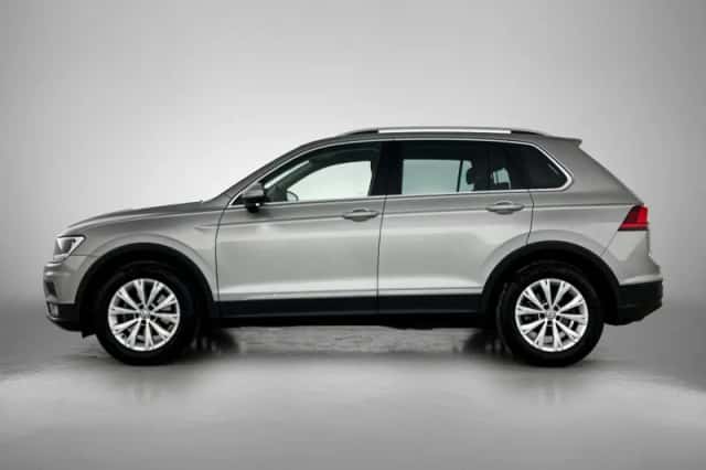 Volkswagen Tiguan (2018) thumbnail 2