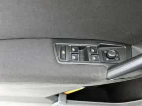 Volkswagen Tiguan (2018) thumbnail 30